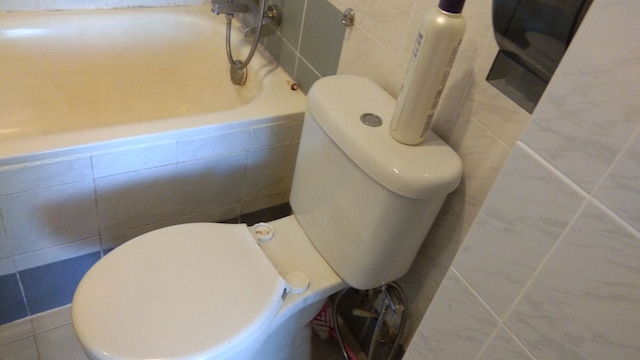 OYO ホーム 90533 ノマディック タウン  コンドミニアム