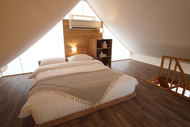 バブ・アル・ノジューム・フダイリヤット・キャンプ