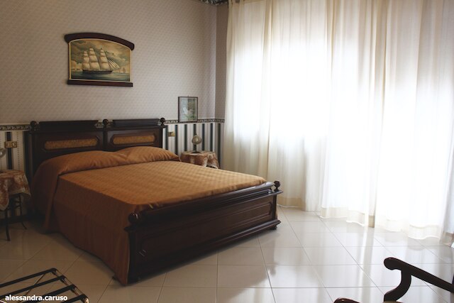 B&B ディエトロ イル ポリテアーマ