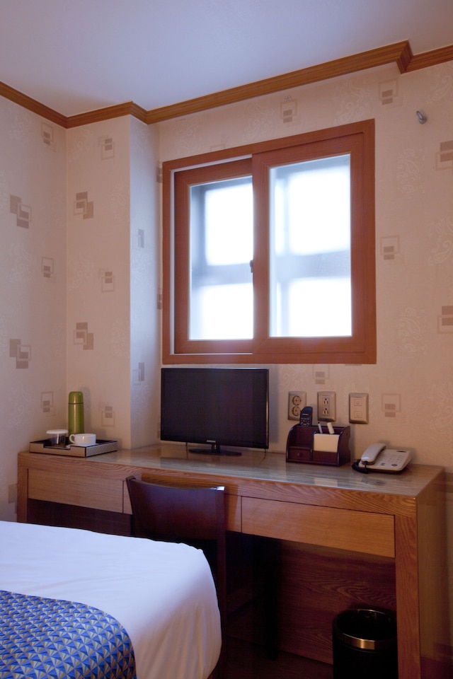 ホテル デウ イン