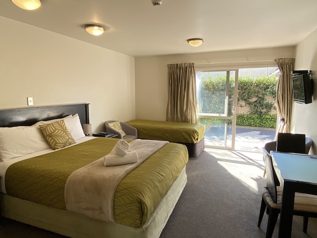 デ ラーゴ モーテル アパートメンツ