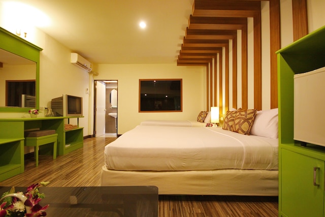 ウィンドミル リゾート ホテル