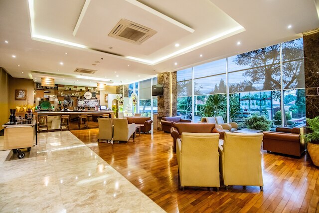 グランド ヨクロ ジョグジャカルタ