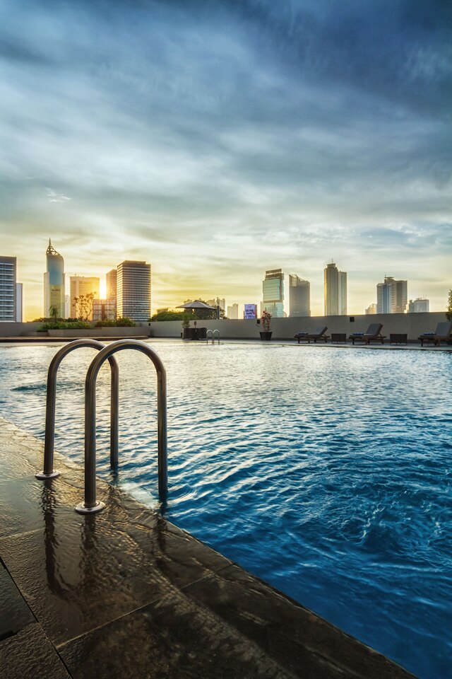 ロイヤル クニンガン ホテル