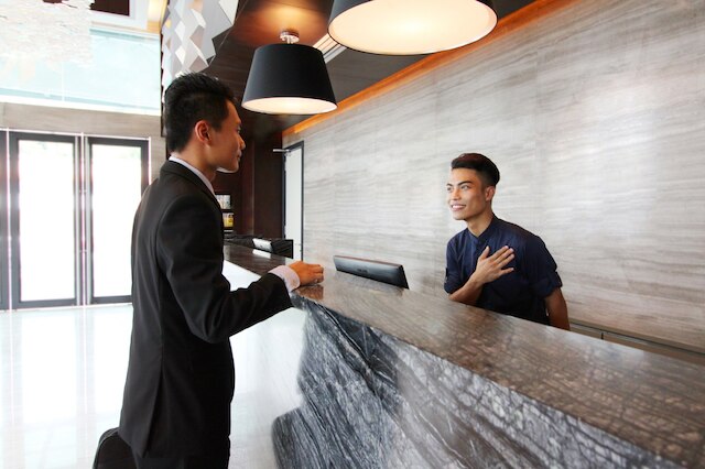 グランディス ホテル