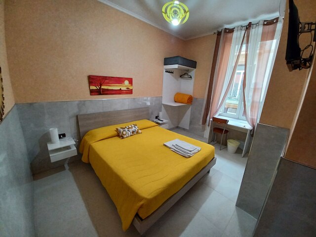 B&B クアットロ パラッツィ ナポリ