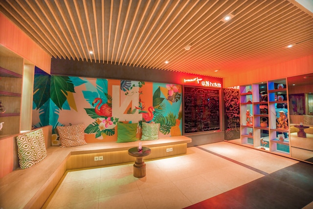 J4 ホテルズ レギアン