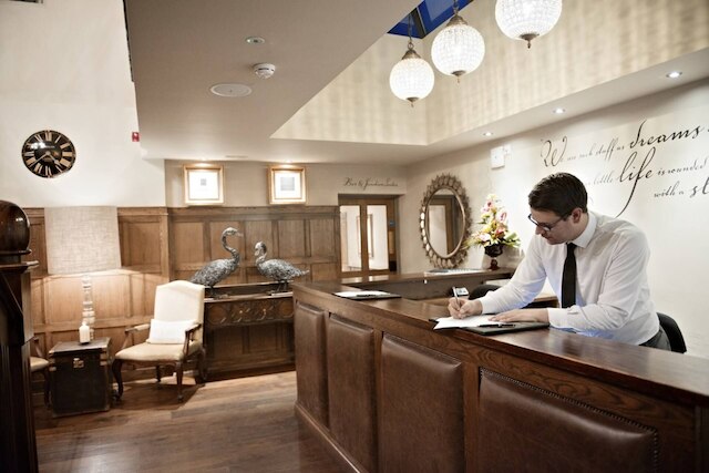 ザ ホワイト スワン ホテル