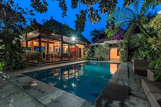 ヴィラ ムルヨノ