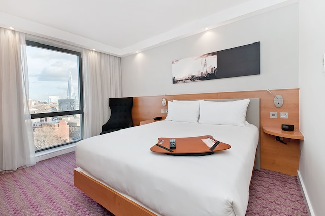 ハンプトン バイ ヒルトン ロンドン ウォータールー