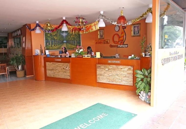 クイーン パタヤ ホテル