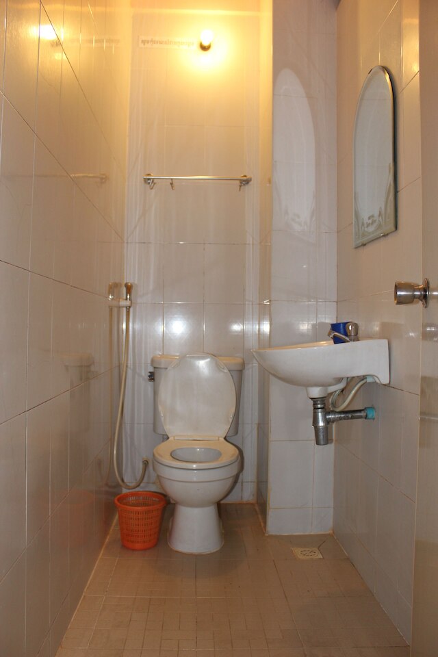 ラッキー 2 ゲストハウス