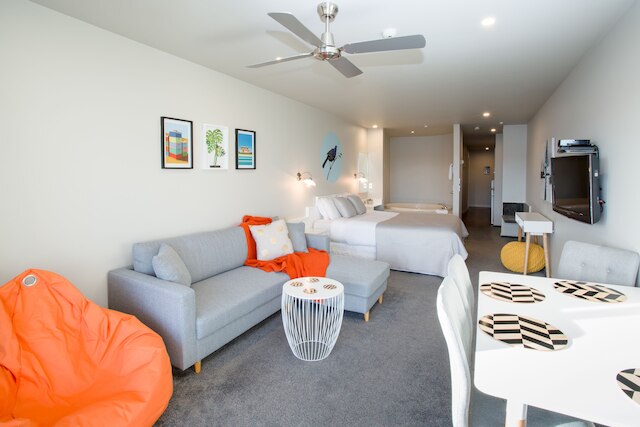 ブルバード ウォーターズ