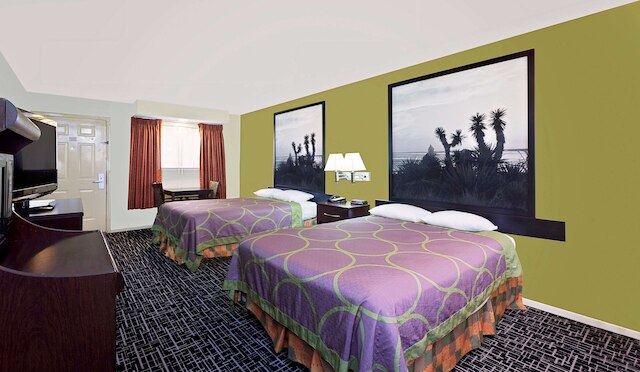 スーパー 8 バイ ウィンダム コーパス クリスティ ノースウェスト