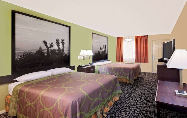 スーパー 8 バイ ウィンダム コーパス クリスティ ノースウェスト