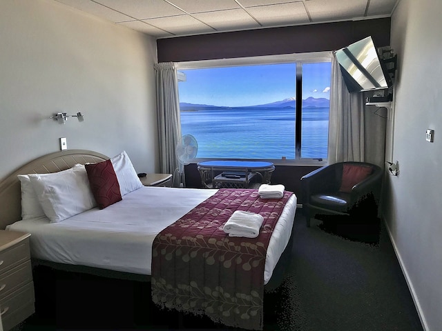 トゥーイ オークス モーテル