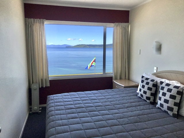 トゥーイ オークス モーテル