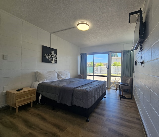 トゥーイ オークス モーテル