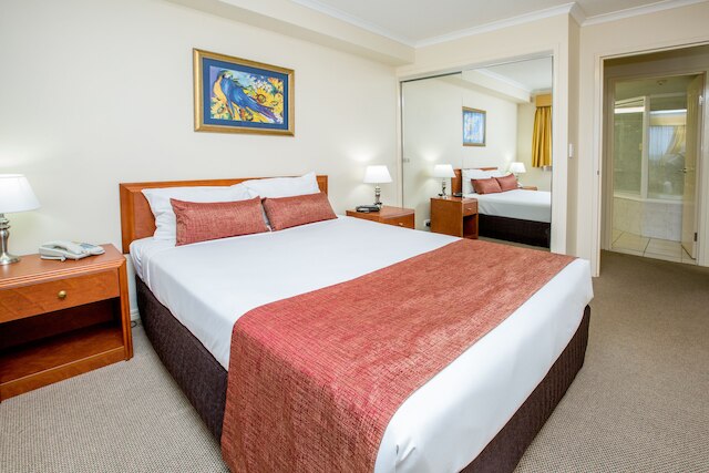 スプリングウッド タワー アパートメント ホテル