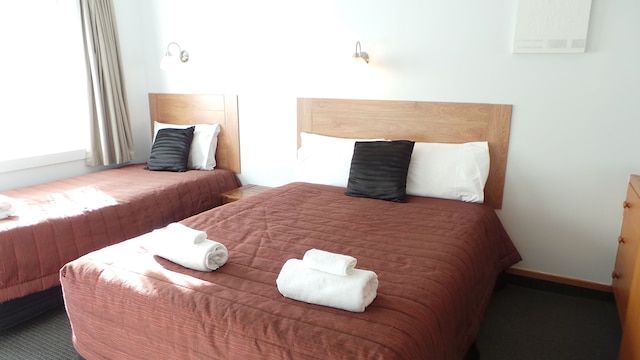 オウェンズ モーテル