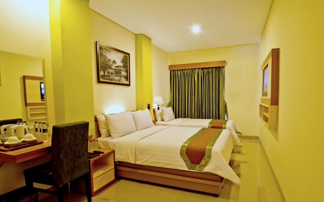 デ バタラ ホテル