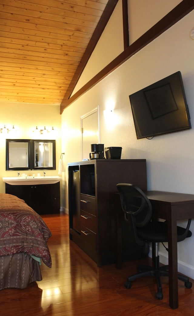 ロンバード プラザ モーテル