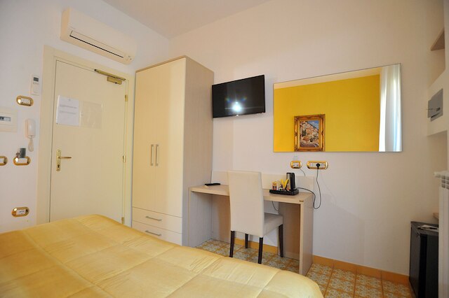 ヴィラ アドリアナ B&B