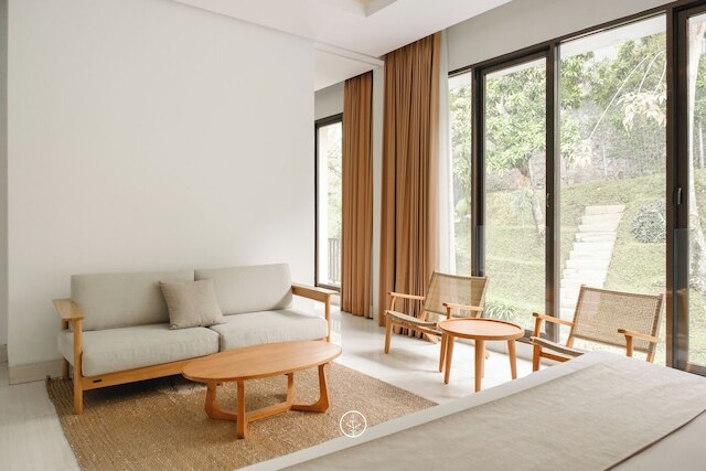 ジャスミン コージー ヴィラ 3 ベッドルーム ヒーテッドプール アンド ビリヤード