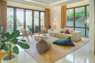 ジャスミン コージー ヴィラ 3 ベッドルーム ヒーテッドプール アンド ビリヤード