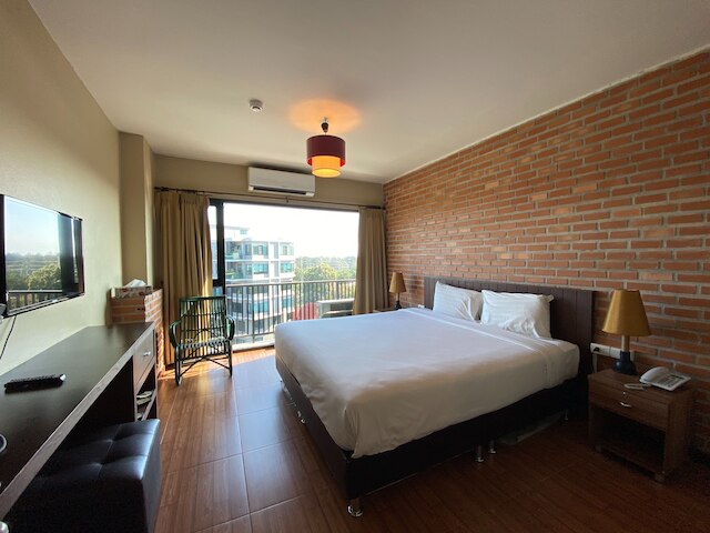 ウィー バレー ホテル