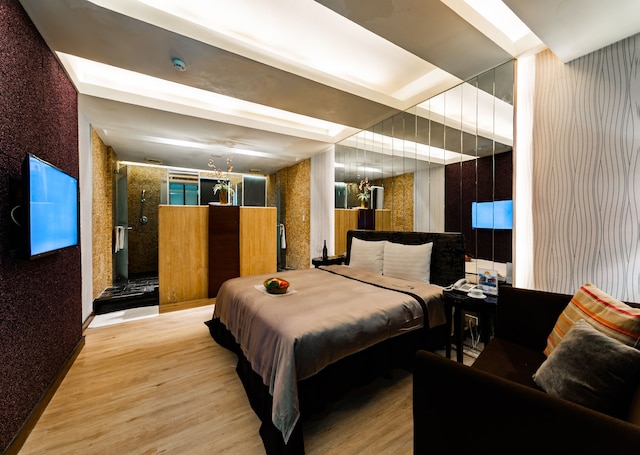 リティ モーテル (麗緹時尚精品旅館)