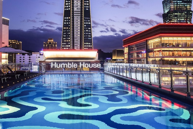 ハンブル ハウス ホテル タイペイ キュリオ コレクション by ヒルトン (台北艾麗酒店希爾頓格芮精選飯店)