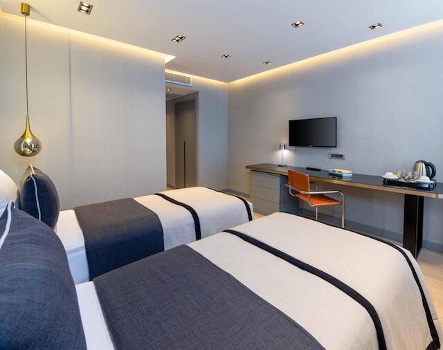 AHC タクシム ホテル