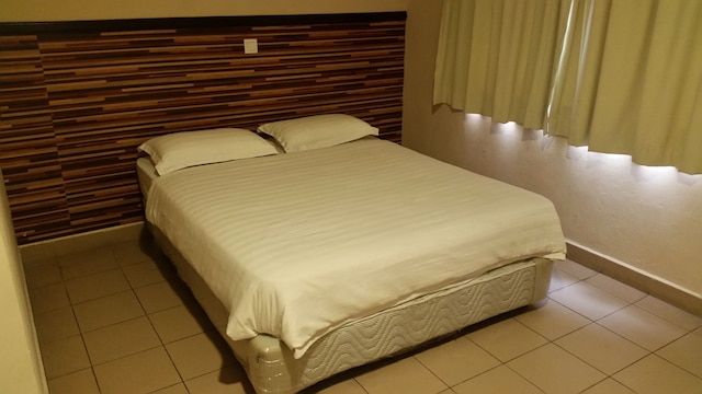 ホテル イスカンダル