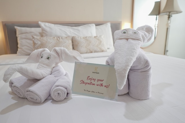 グナワンサ マニャル ホテル スラバヤ