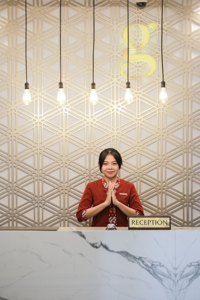 グナワンサ マニャル ホテル スラバヤ