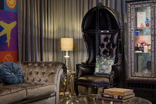 トレジャリー オン コリンズ