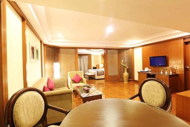 ゴールデン チューリップ ジャイプール