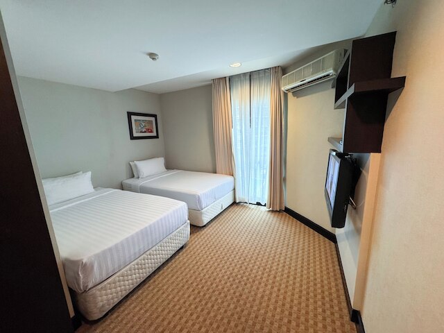 ザ ナラティワズ ホテル & レジデンス サトーン バンコク