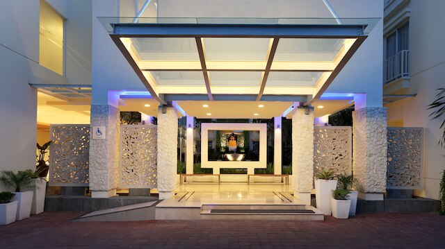 ジア  ホテル  クタ