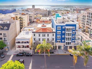 アーバン ブティック ホテル