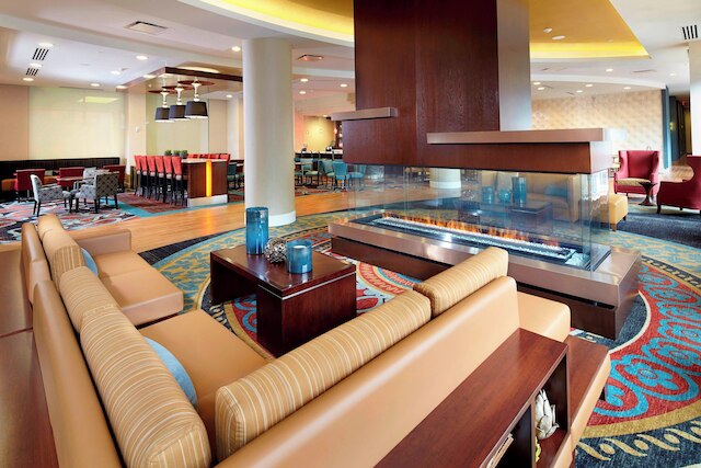 レジデンス イン シコーカス メドーランズ