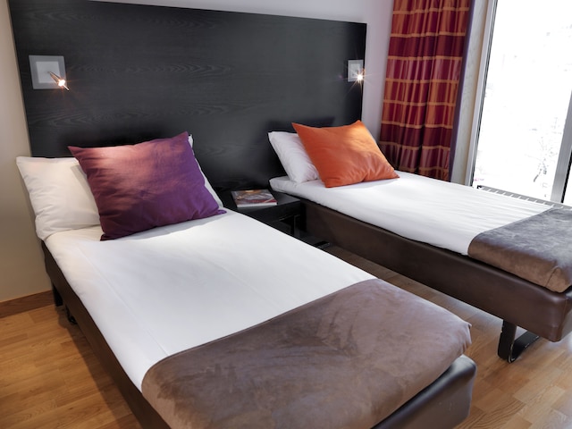 ベストウェスタンソルナビジネスパーク