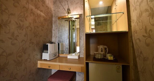 ホテル サムウォン プラザ