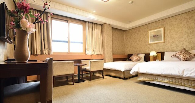 ホテル サムウォン プラザ