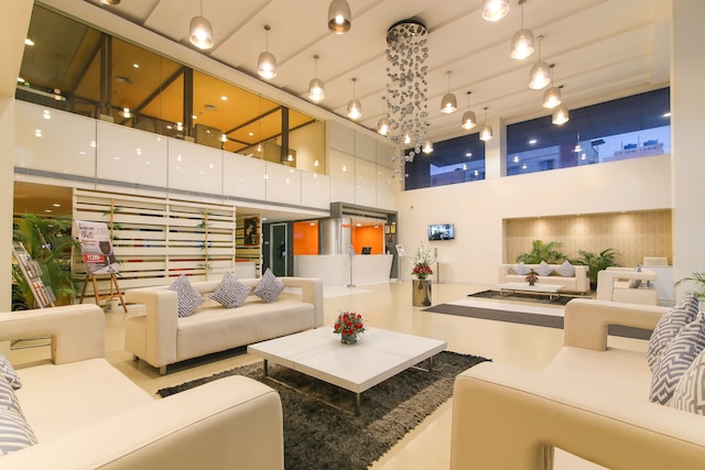 アイコン セレクト バイ バギニ