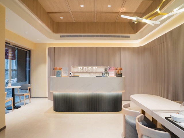 ロイヤル ローズ ホテル 中山 ブランチ