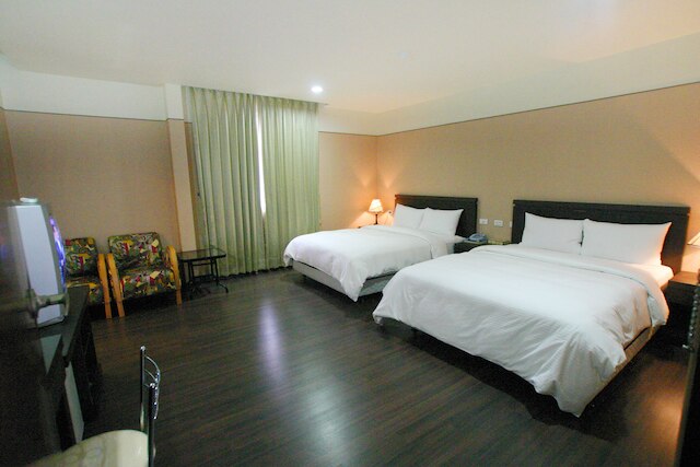 キング タウン ホテル (京城大飯店)