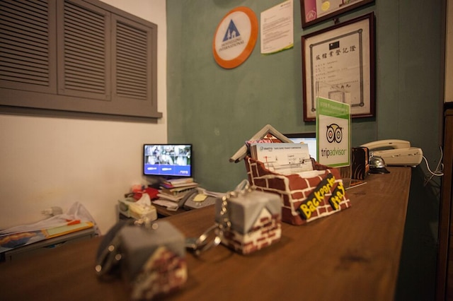 メイ ルームズ タイペイ - ナンガン ステーション (五月家国際青年旅舍 - 南港館)