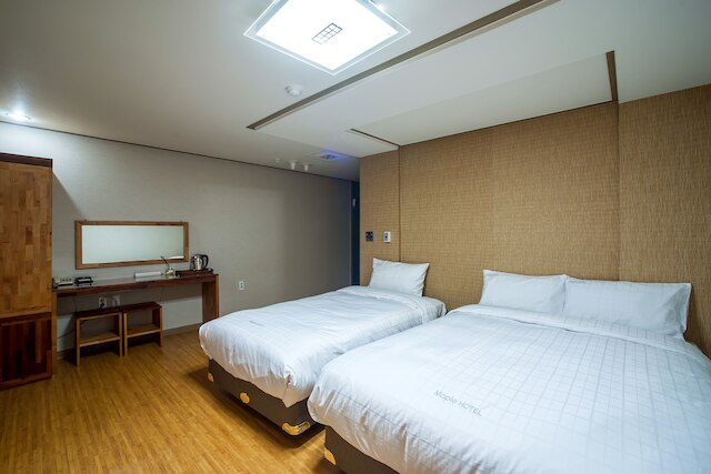 ホテル メープル